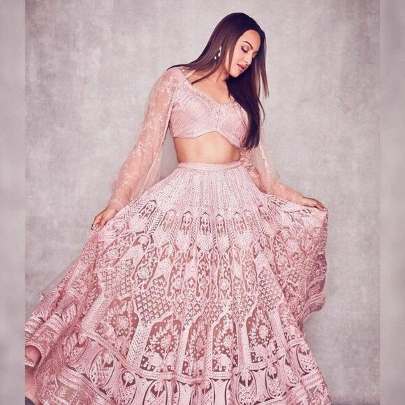 Lehengha - Picture 1 of 9